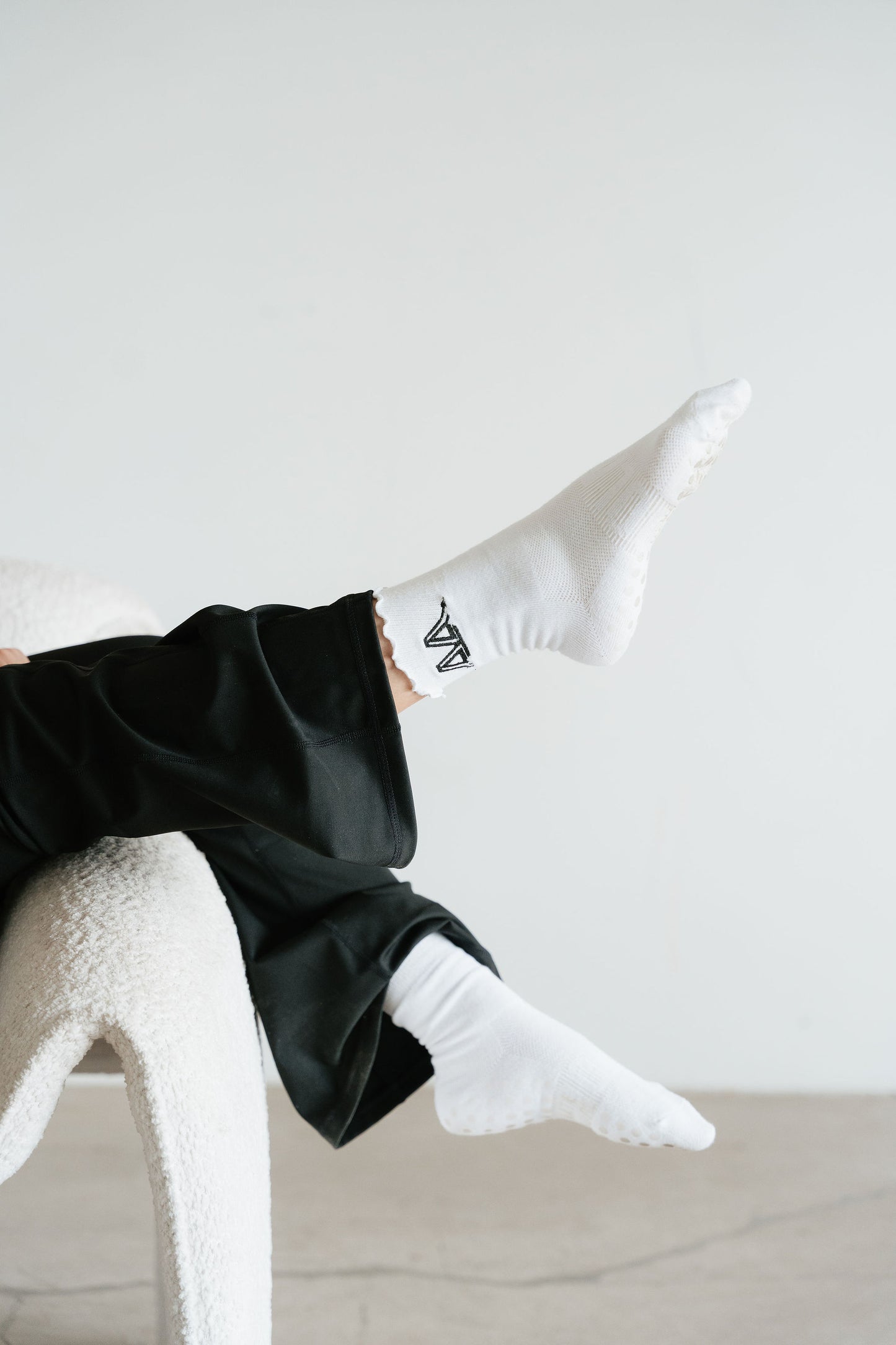 Archer Pilates Grip Socks